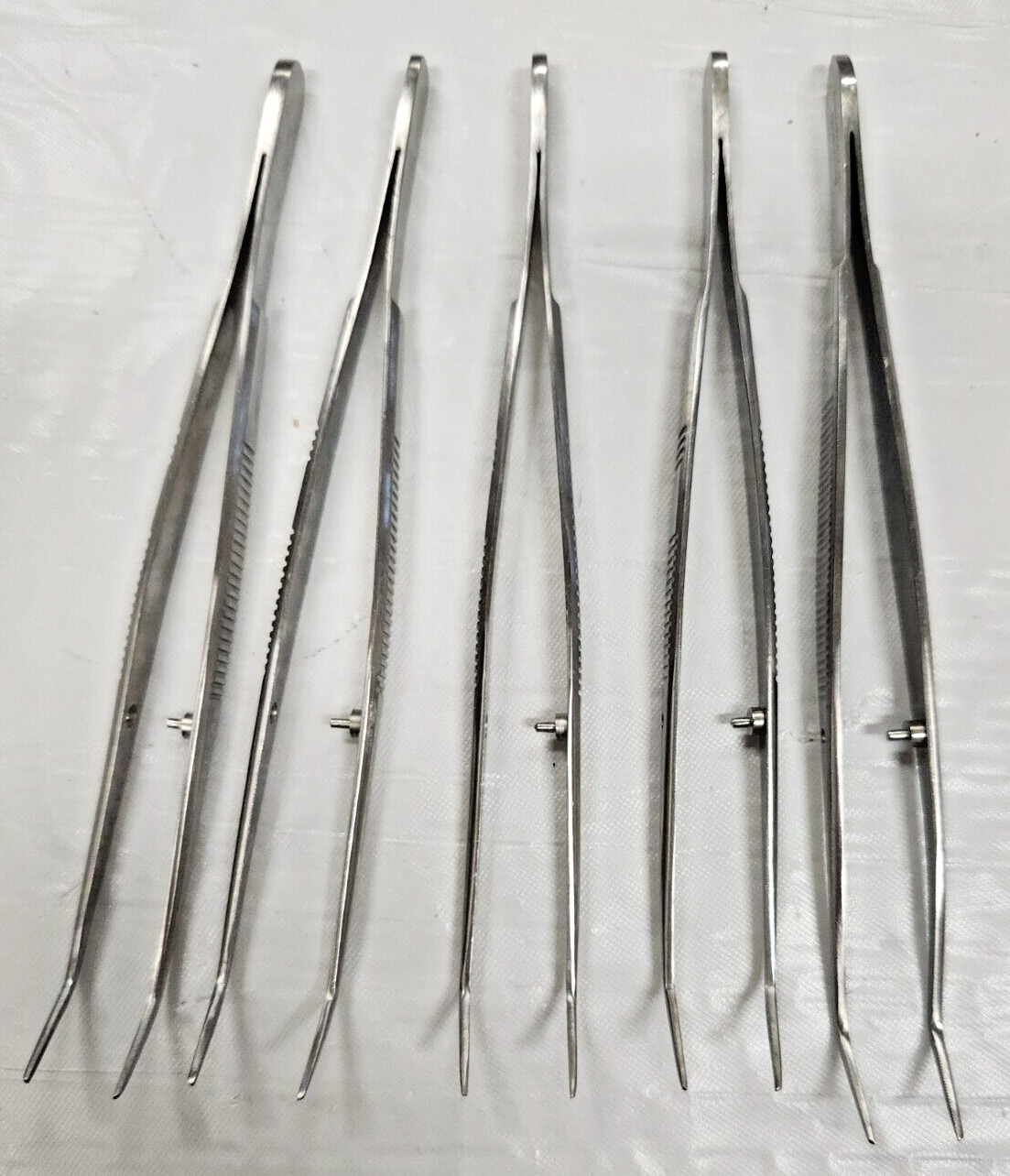 Lot of FIVE Benco Dental Surgical Forceps -Cpix&descript4info