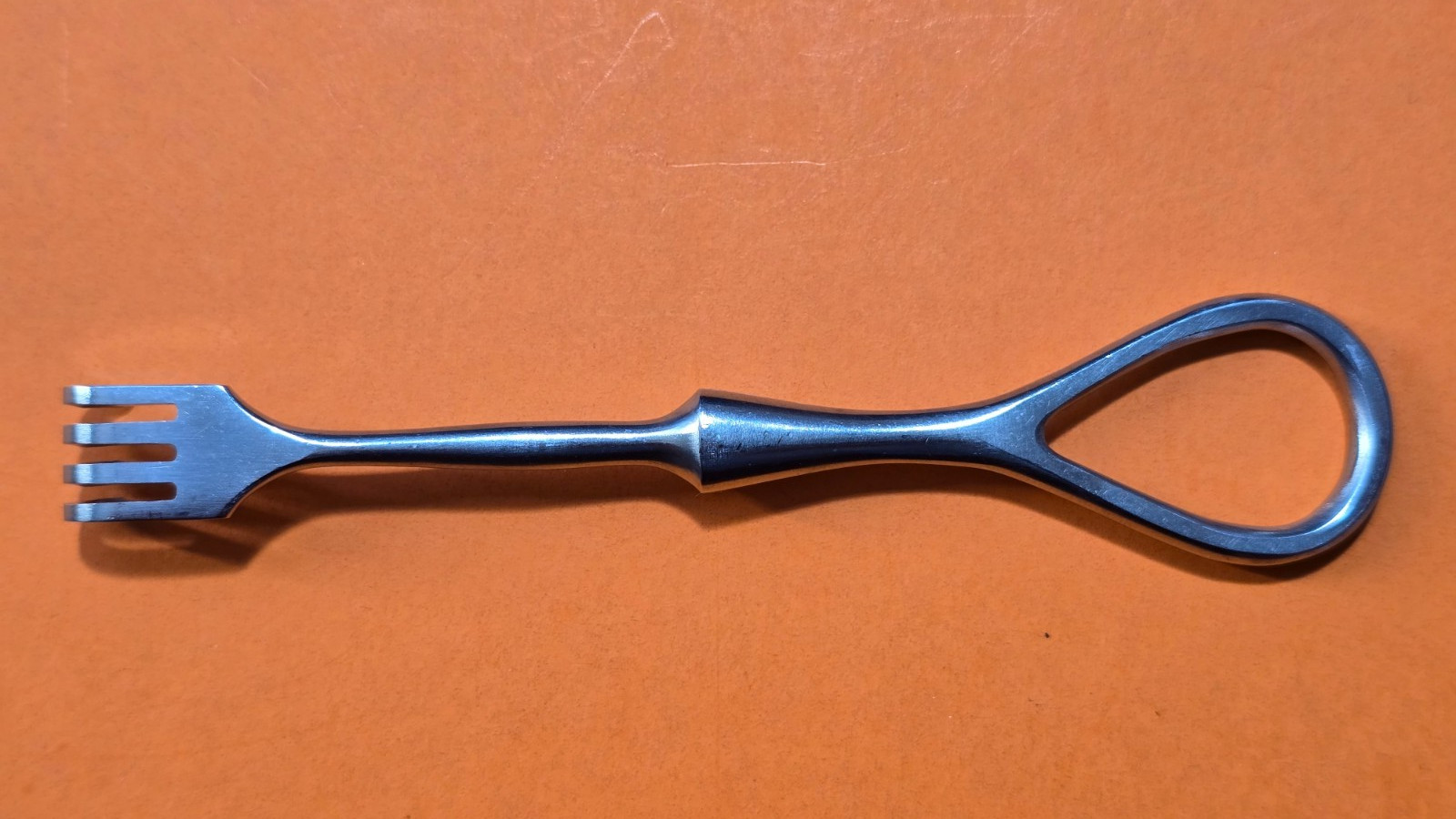 Jarit Surgical Volkman Retractor 4 .5″ Blunt 4 Prongs