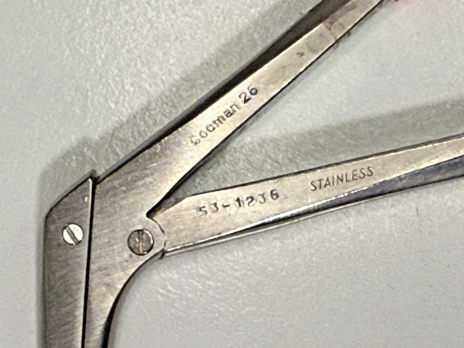 E4322 Codman 53-1236 Love Gruenwald Up Angled 3x10mm Rongeur