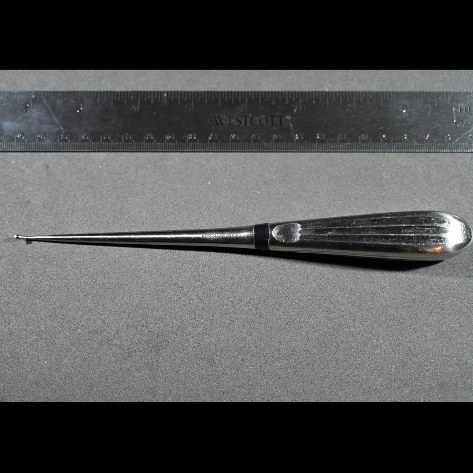 Aesculap MD565 Epstein Spinal Curette Size #000 2 mm Tip 8 in