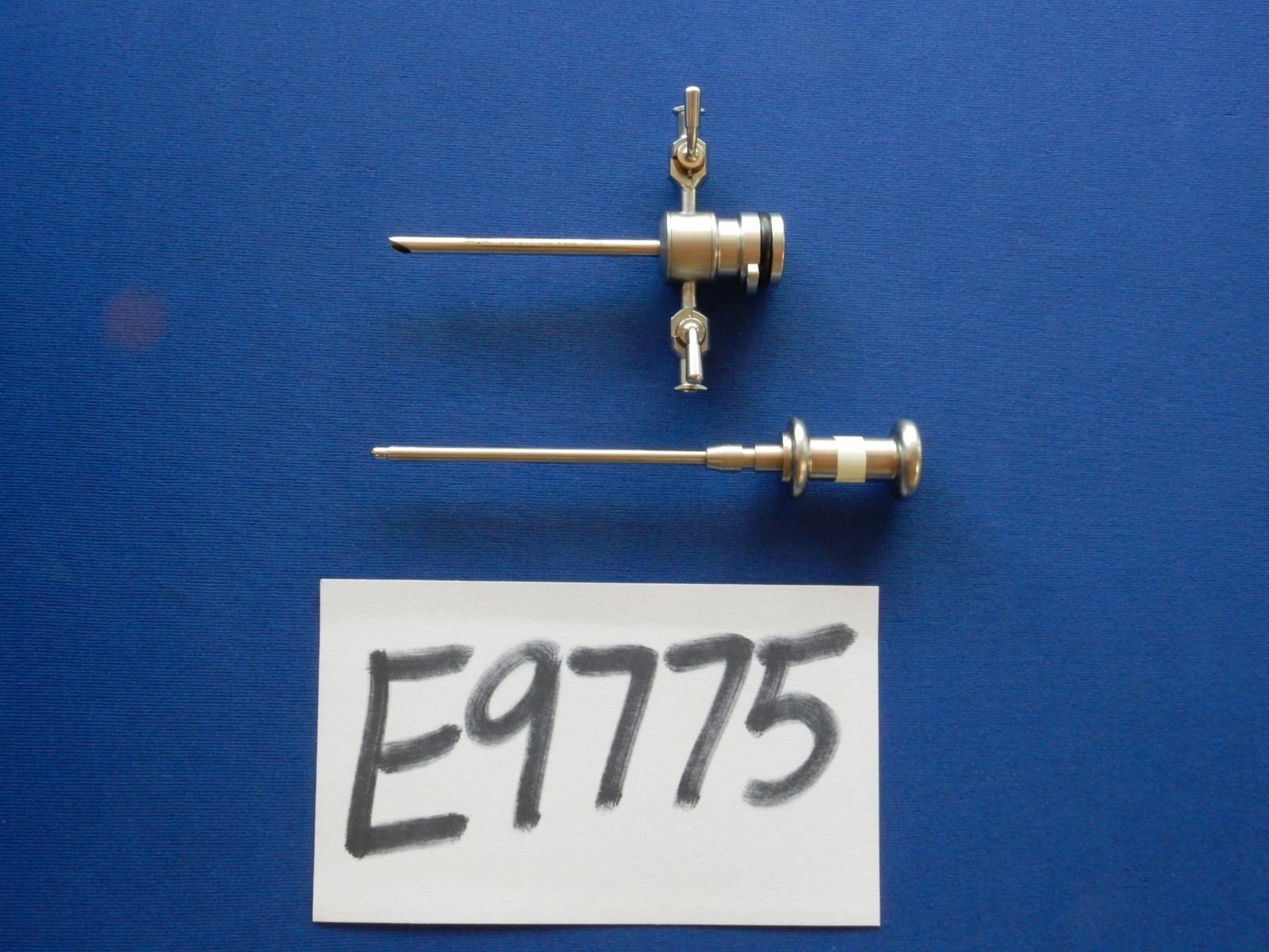 Stryker 502-714-560 4.0mm Cannula with 2 Rotating Stopcocks and Obturator