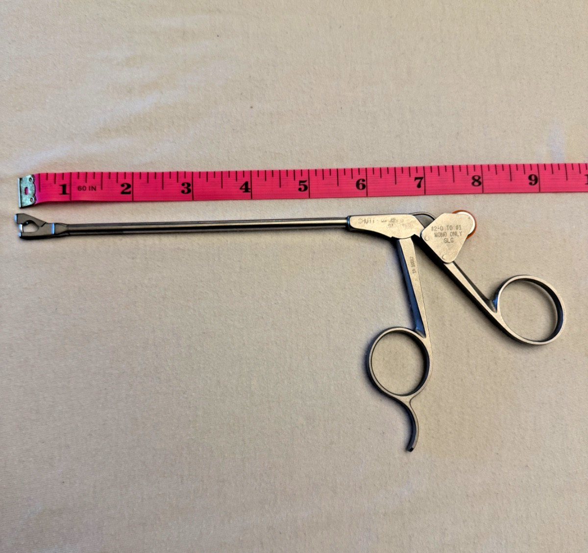 Conmed Linvatec Schutt 18.1009 4.0 mm Slotted Suture Punch, Right
