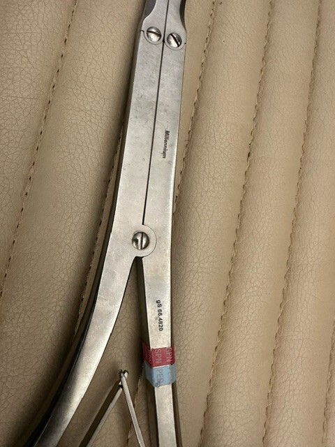 Sypert rongeur 14 1/2”, double-action, curved jaws, 5.0mm bite, spring handle