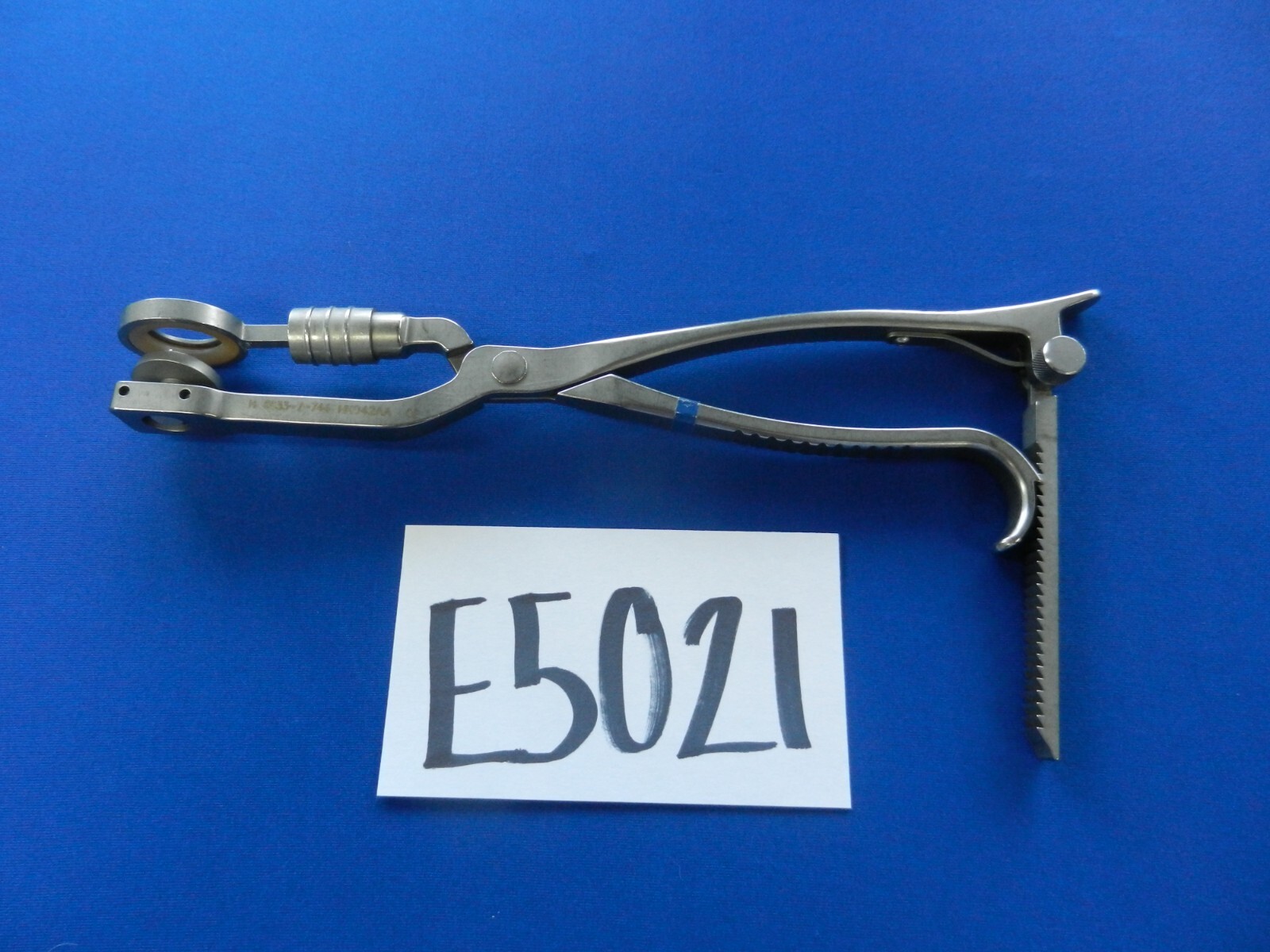 E5021 Howmedica 6633-7-744 Orthopedic Heavy Duty Clamp