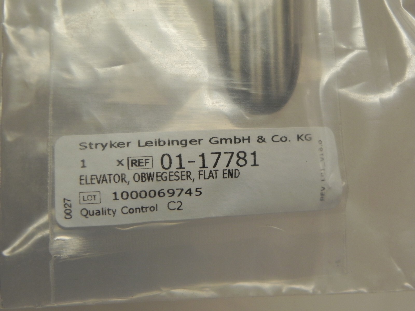 Stryker Obwegeser 01-17781 Periosteal Elevator Flat End 6mm/18cm