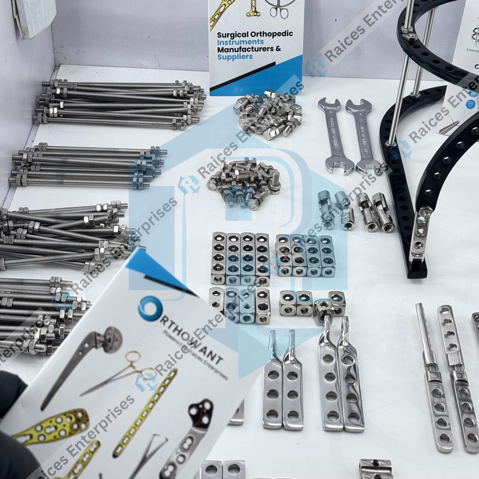 Ilizarov External Fixation System Complete Set (Rings Size 160mm)