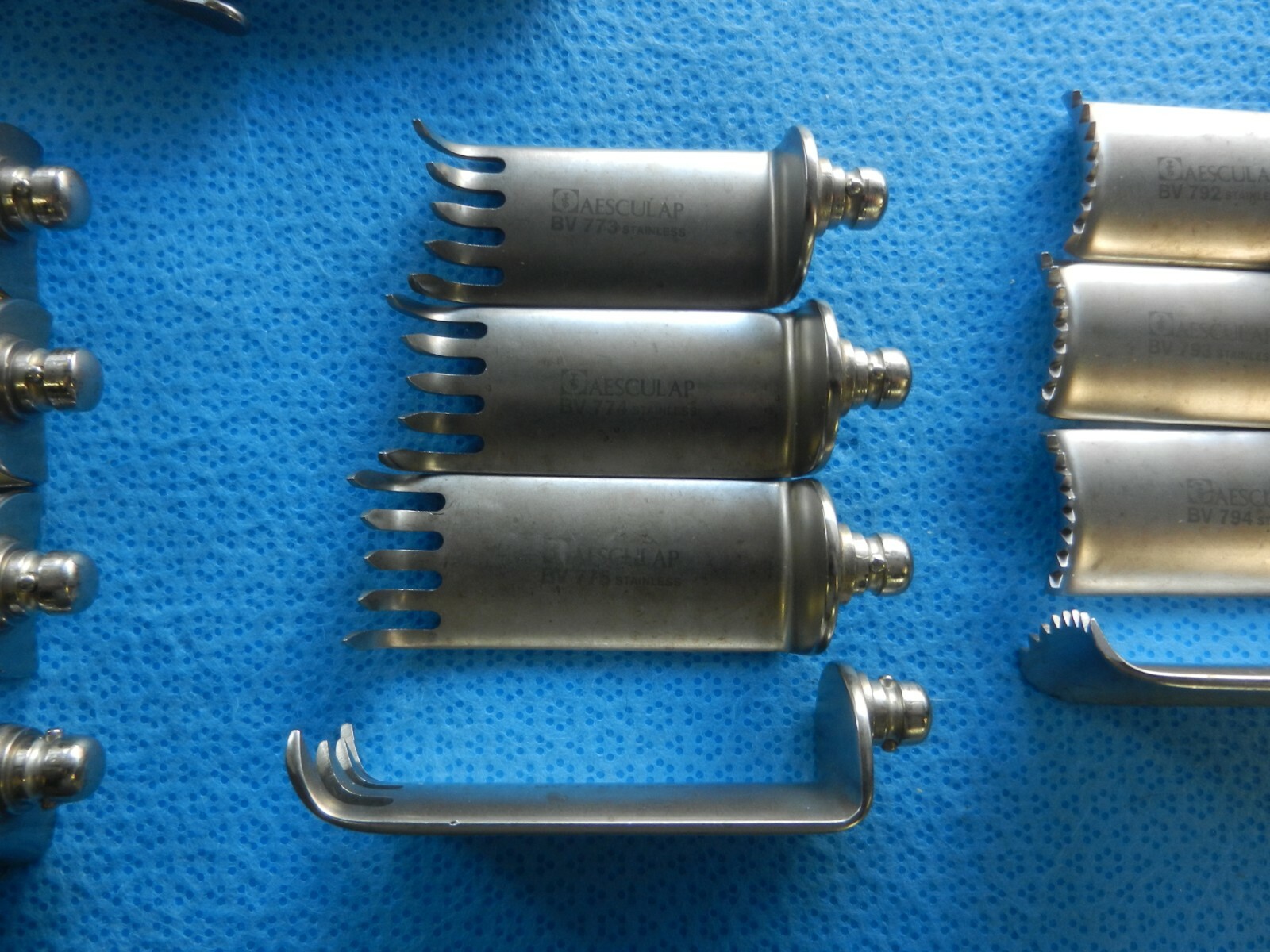Aesculap Codman Surgical Orthopedic Caspar Cervical Instrument Set W/ Case