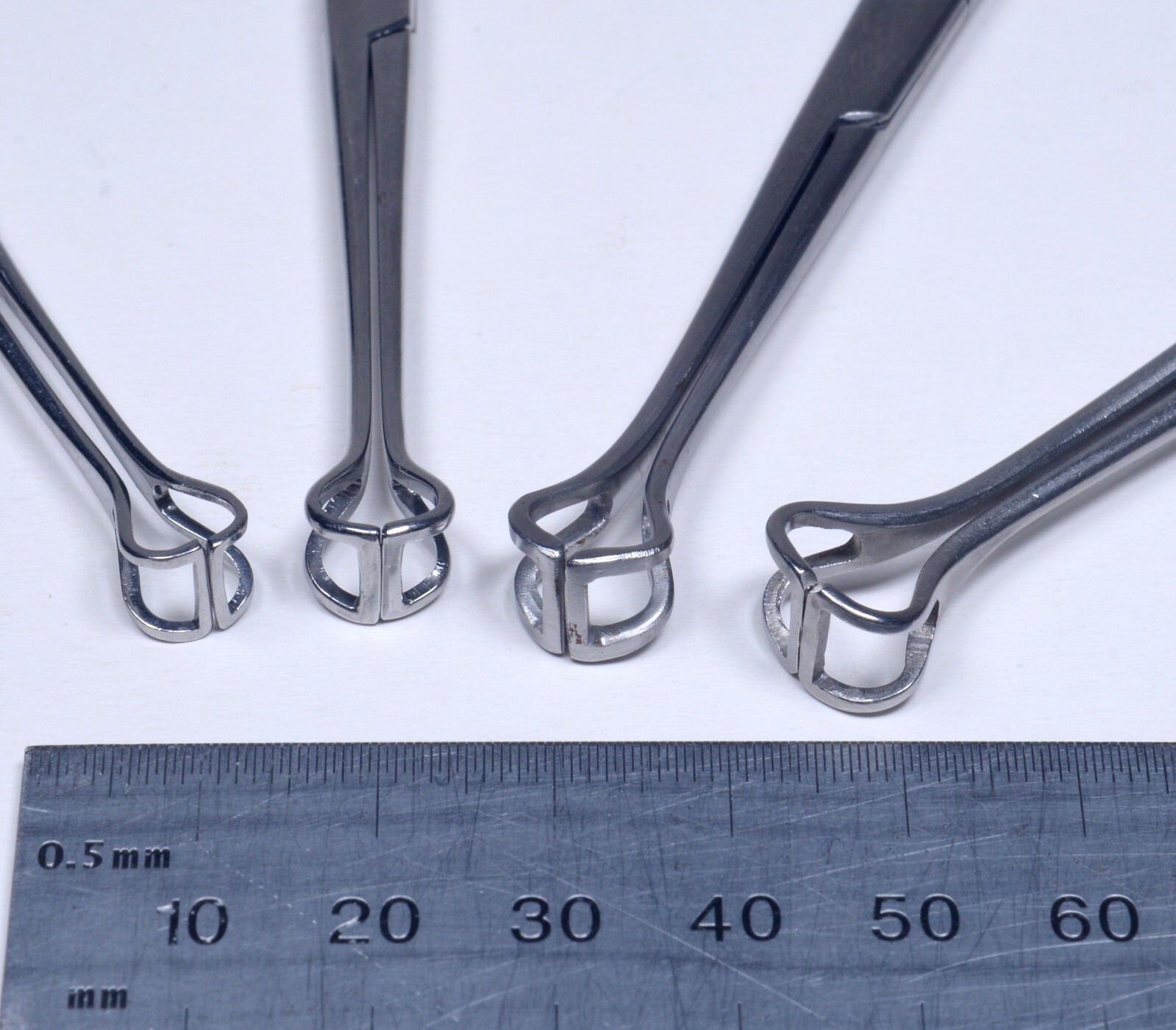 4X Babcock Soft-Tissue Forceps 6″ Stainless Steel Surgical