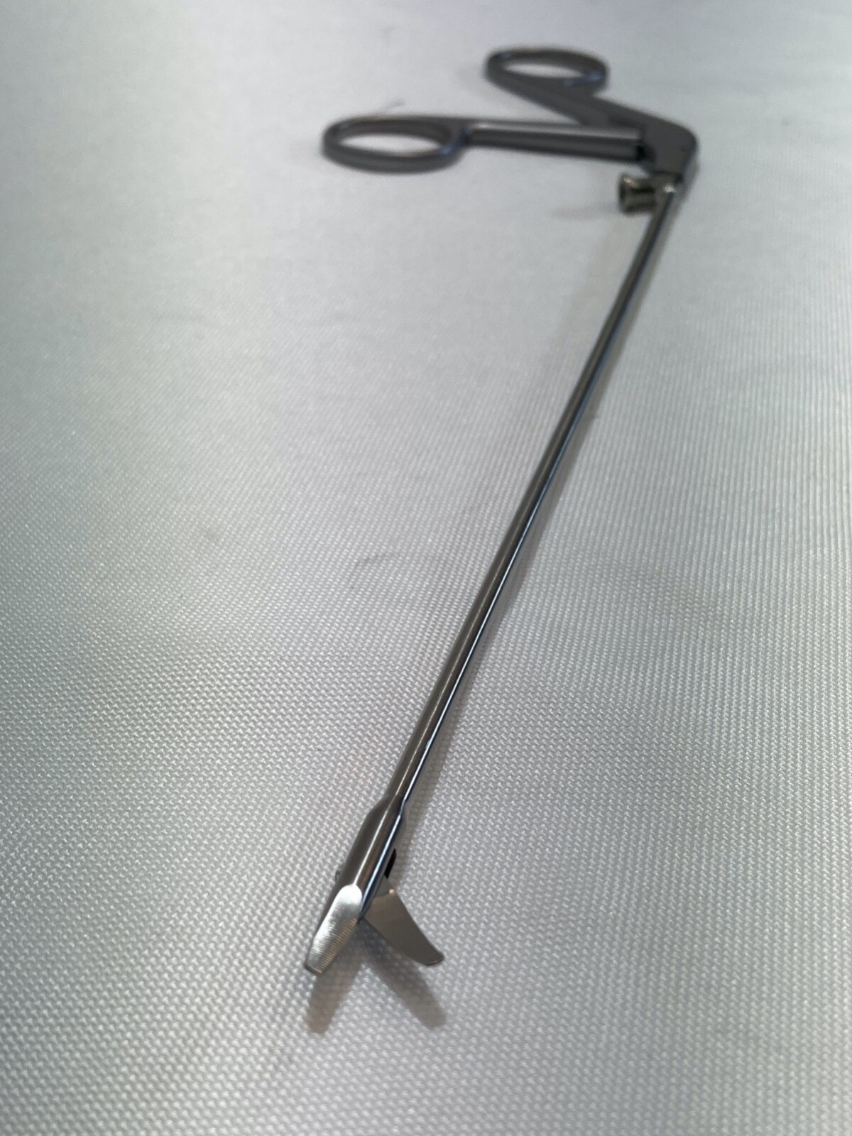 Karl Storz 8594TC Laryngeal Scissor Heavy 10mm Right Curve Blade 3mm x 23cm ENT