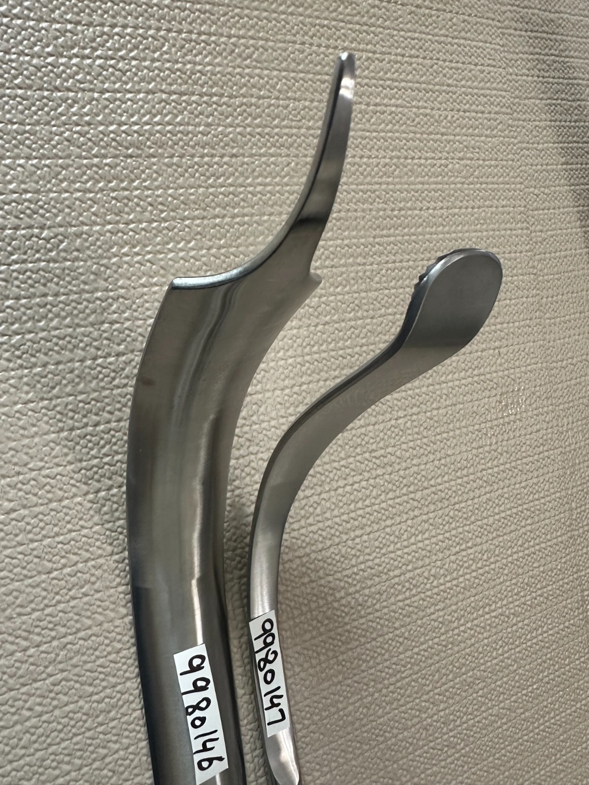 WM9980146,47,49—–4PCS HOHMANN RETRACTORS SET FOR ( HIP SURGERY)