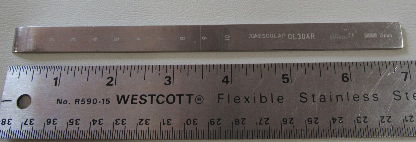 Aesculap OL304R Osteotome w/ Numerical Marks 12mm Overall Length 7″ Stainless
