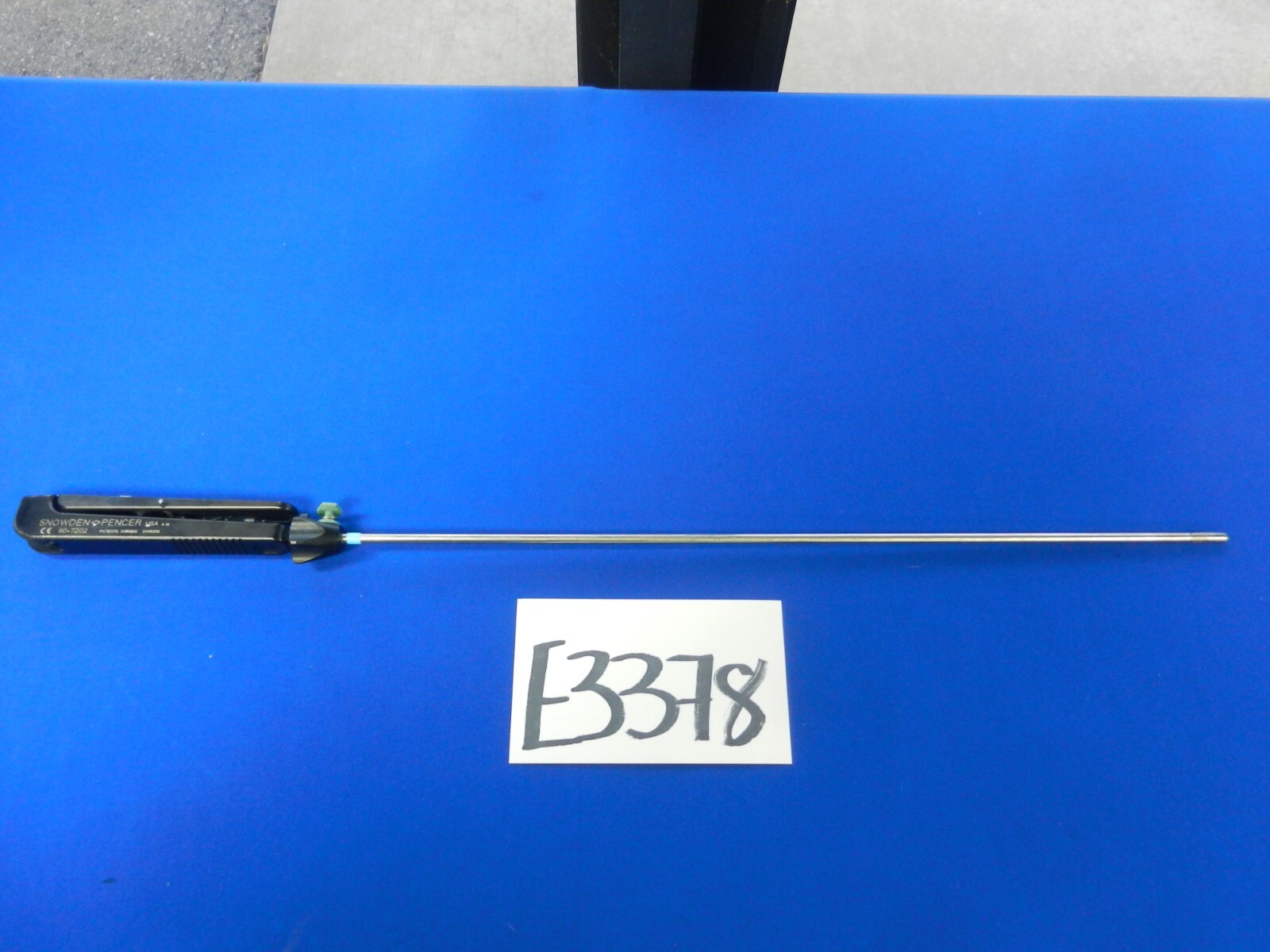 E3378 Snowden Pencer 90-7202 Laparoscopic Needle Holder 5mm x 45cm