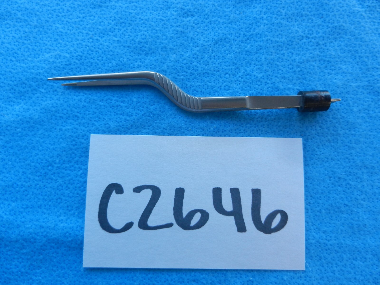 Kirwan Surgical 6-1/4in (15.9cm) Bipolar Bayonet Forceps