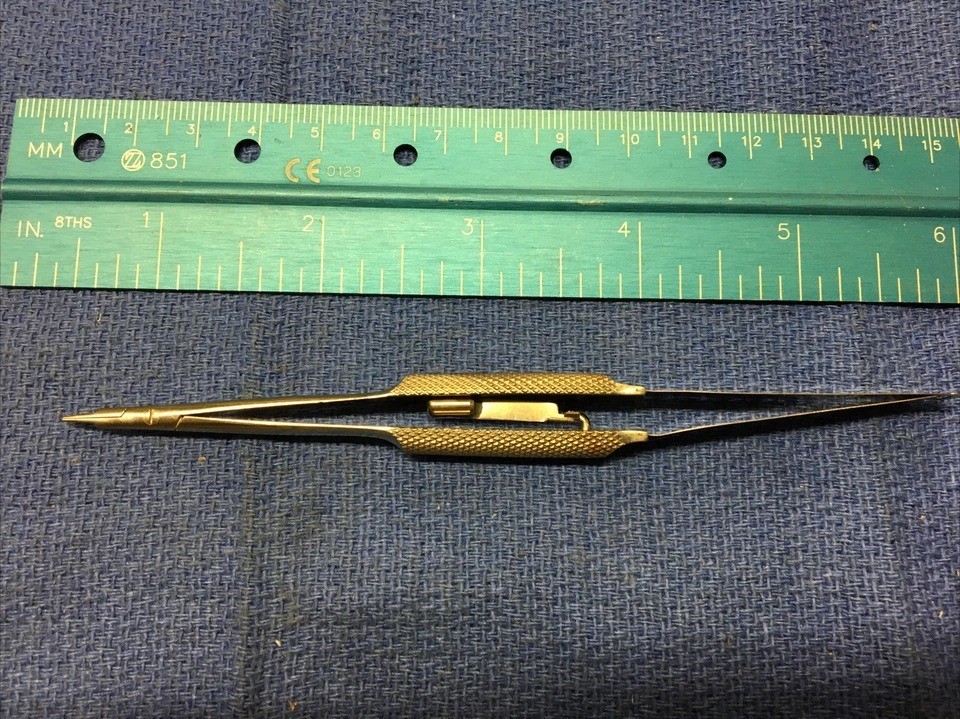 Katena Barraquer Needle Holder Straight With Lock Smooth K6-3500