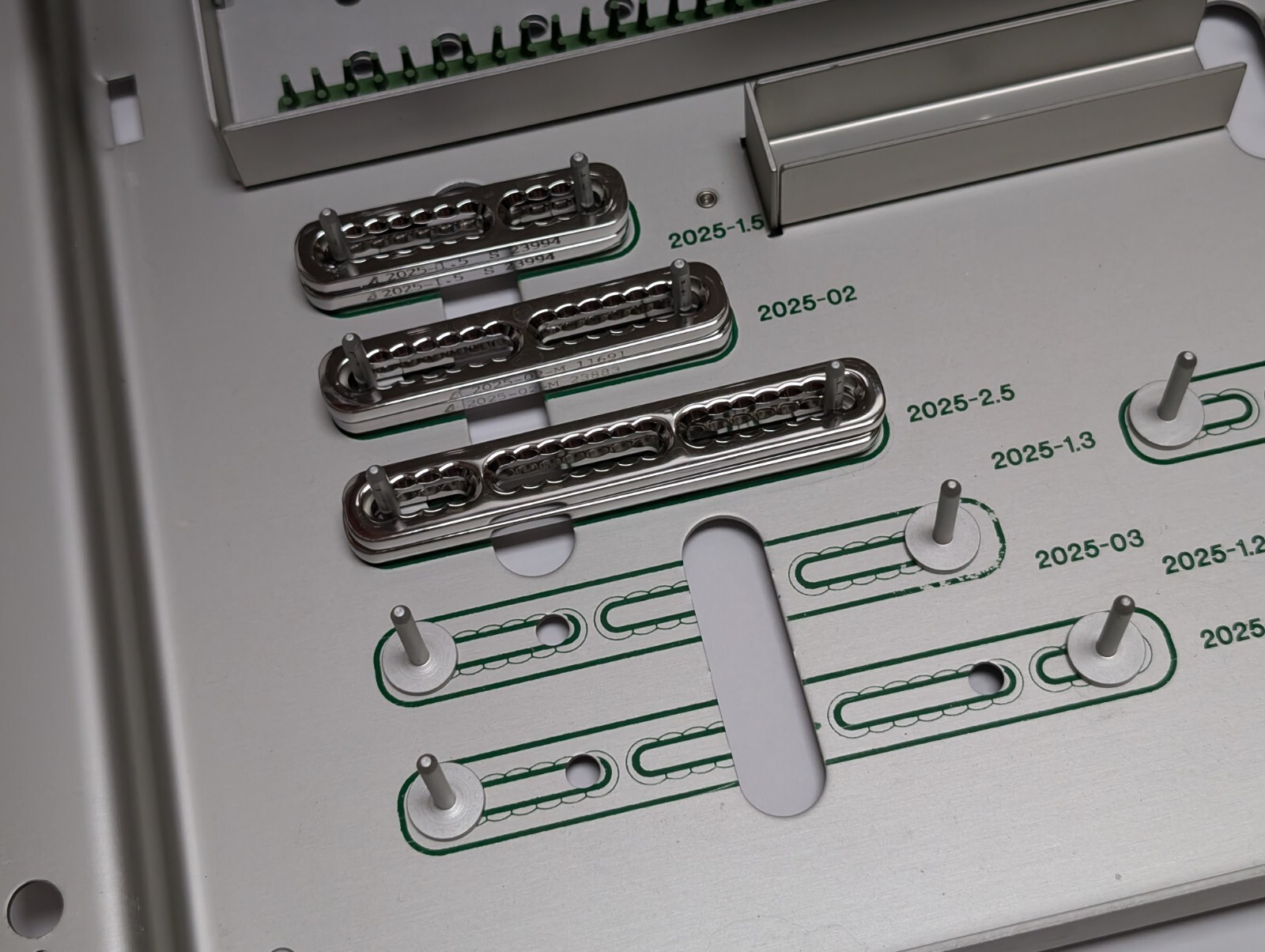 ACROMED 2025-990 VSP Implant Set (USED).