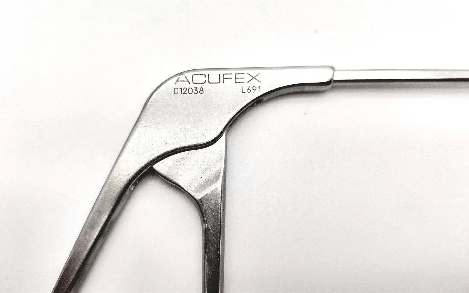 Smith & Nephew Acufex 012038 Arthroscopic Scissor Punch Upbiter Curved Left