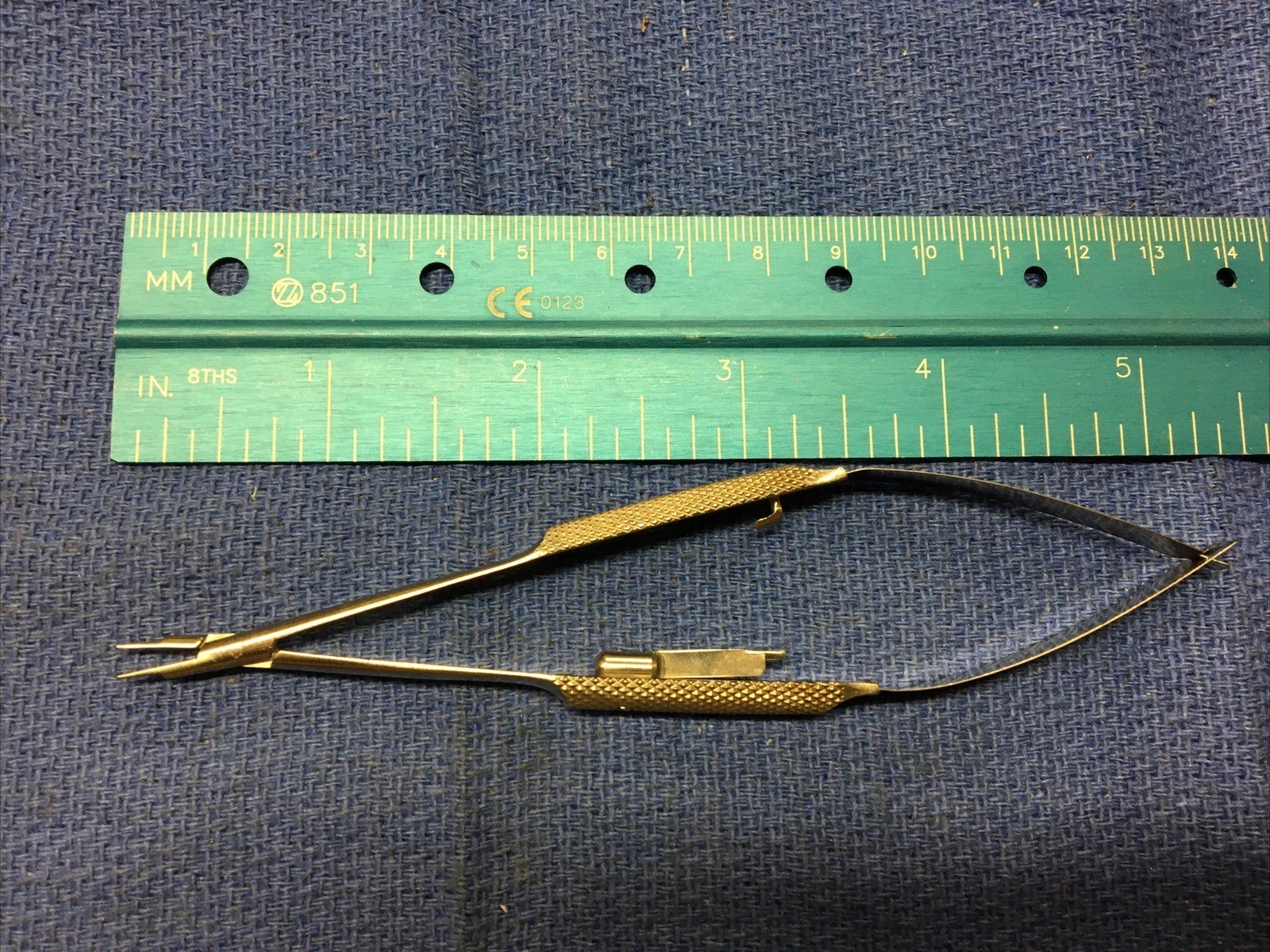 Katena Barraquer Needle Holder Straight With Lock Smooth K6-3500