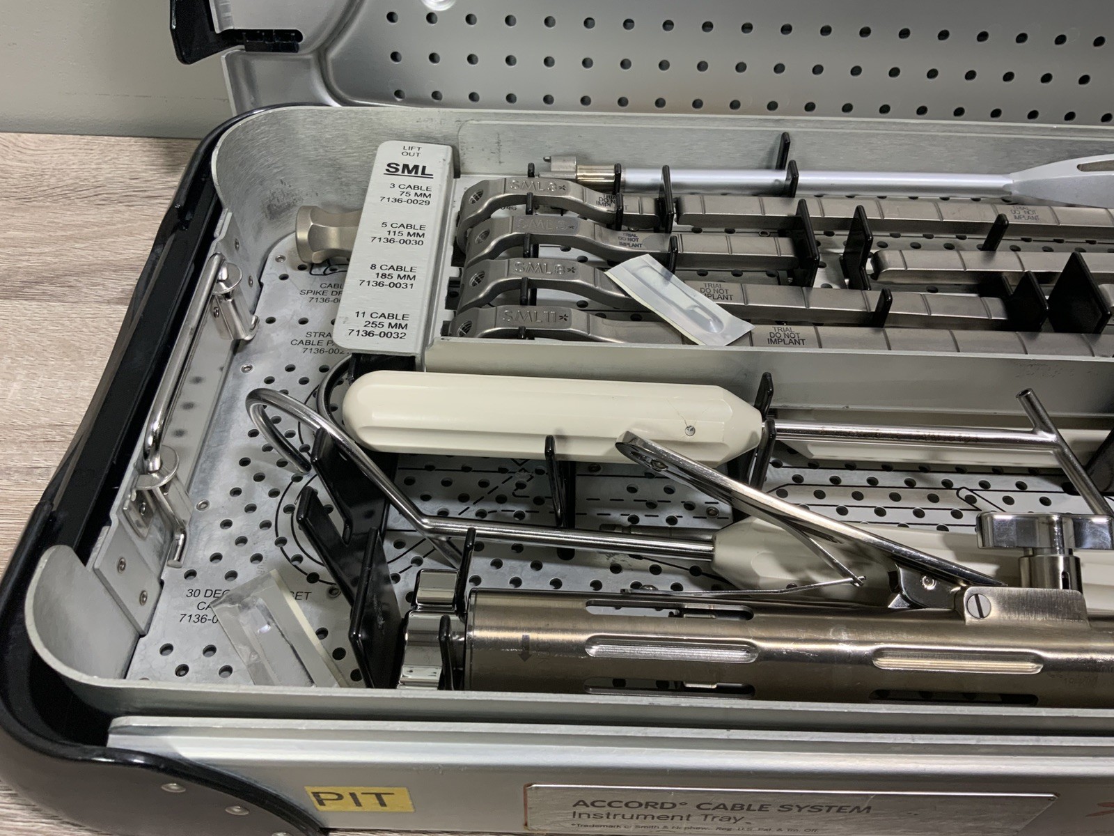 Smith & Nephew Accord Cable System Instrument Tray