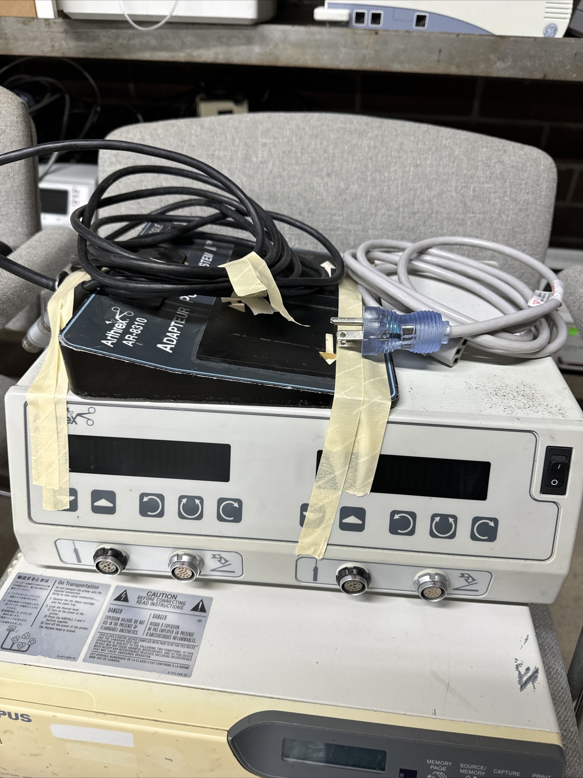Arthrex 8300 Arthroscopic Shaver System with AR-8310 Footswitch and Ac Adapter