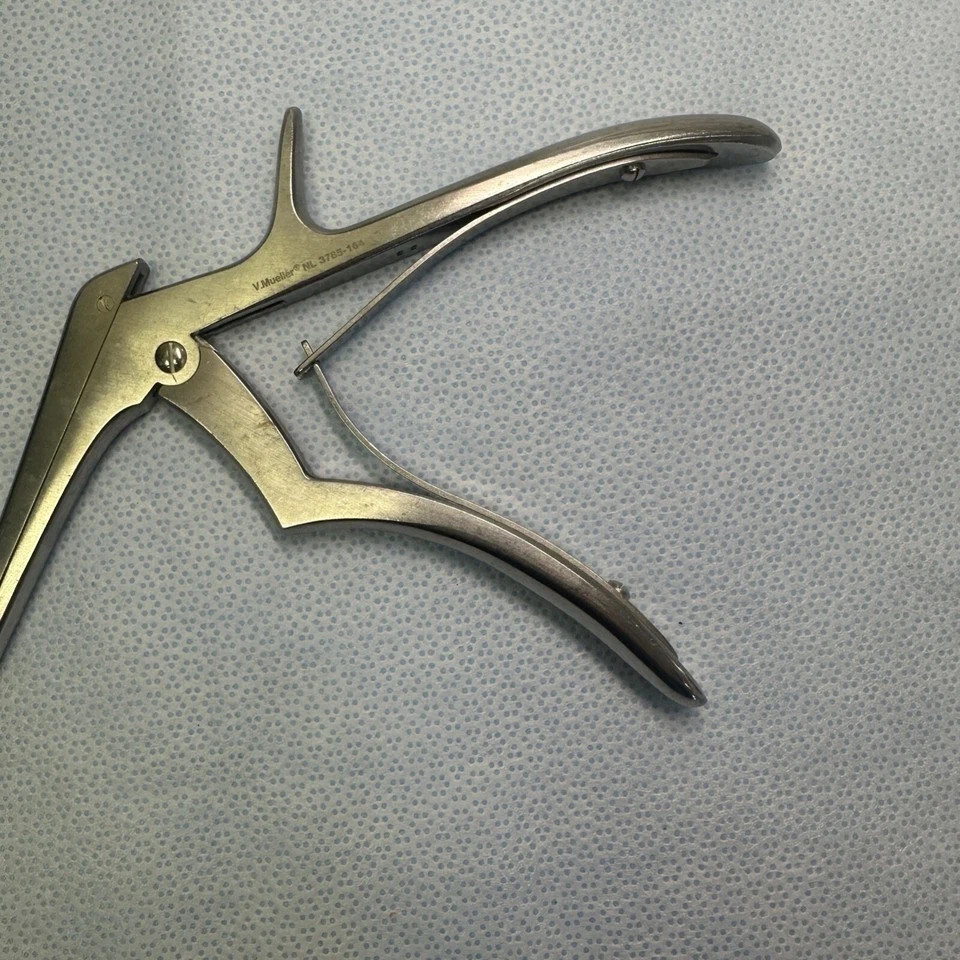 Aesculap FK963B 3mm 40 Degree Detachable Kerrison Bone RonguerV. Mueller NL3785-
