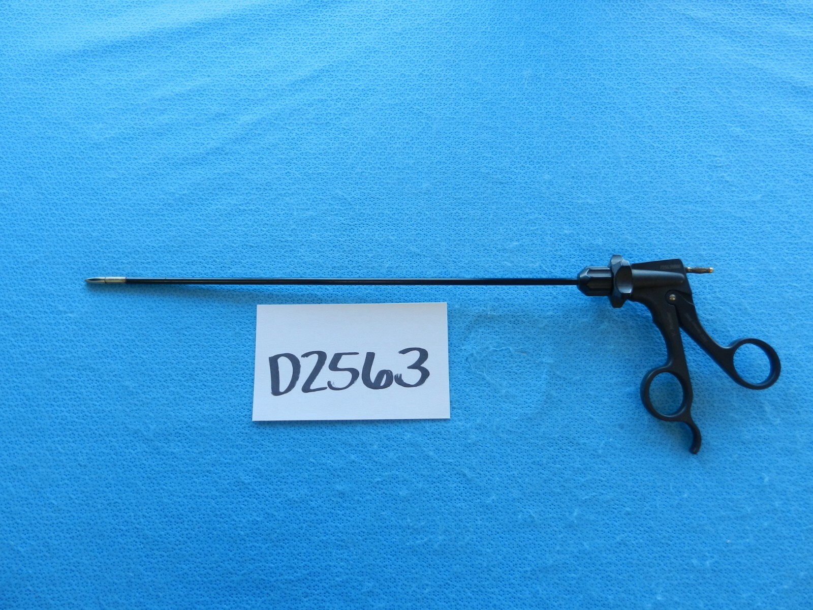 D2563 V. Mueller Surgical 5mm 33cm Monopolar Insulated Grasping Forceps 256.03