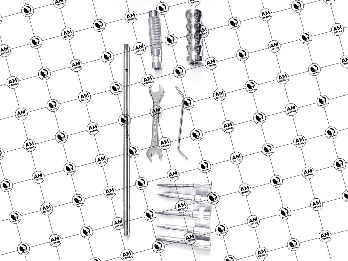 Femoral Nail Removal System Universal Nail Extractor Kit O.R Grade SS