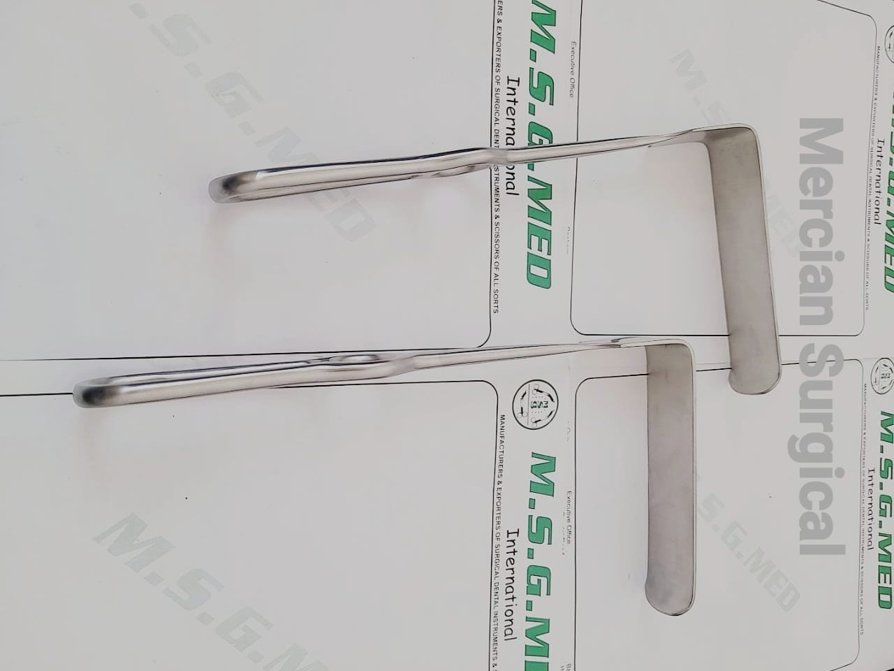 Spinal Orthopedic Hand Held Retractors Langenbeck Retractors 21.5cm Set 2PCS