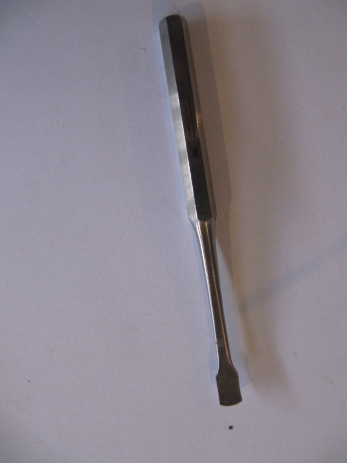 V. Mueller OS1079-004, 1/2″ Periosteal Elevator, 7.25″ Length