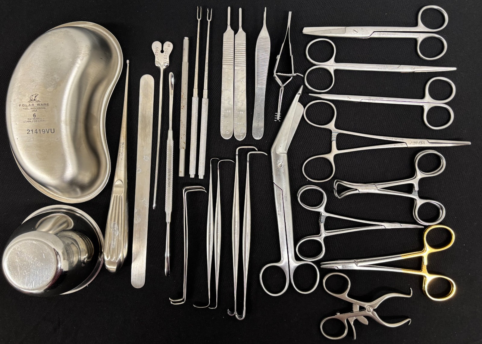 Minor Procedure Instrument Tray – Forceps, Retractors, Scissors – 31pc