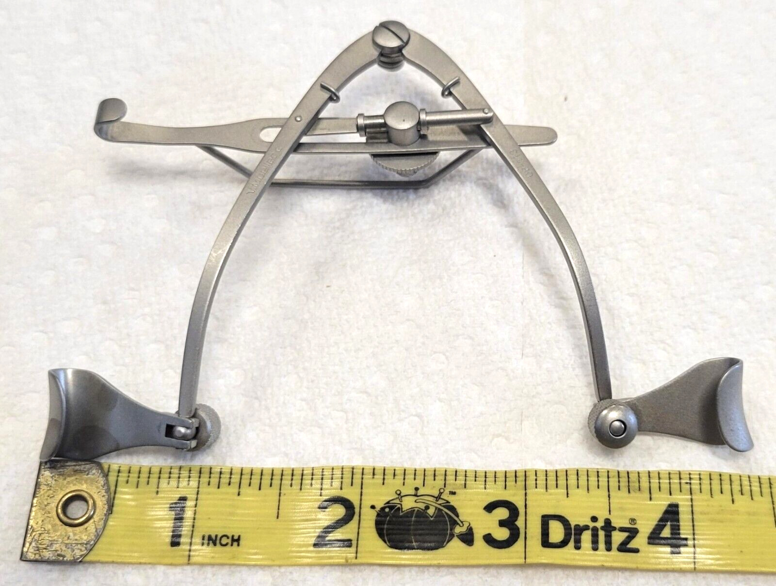 V. Mueller OP113 Maumenee-Park Eye Specula & a No Brand Specula -Cpics4info