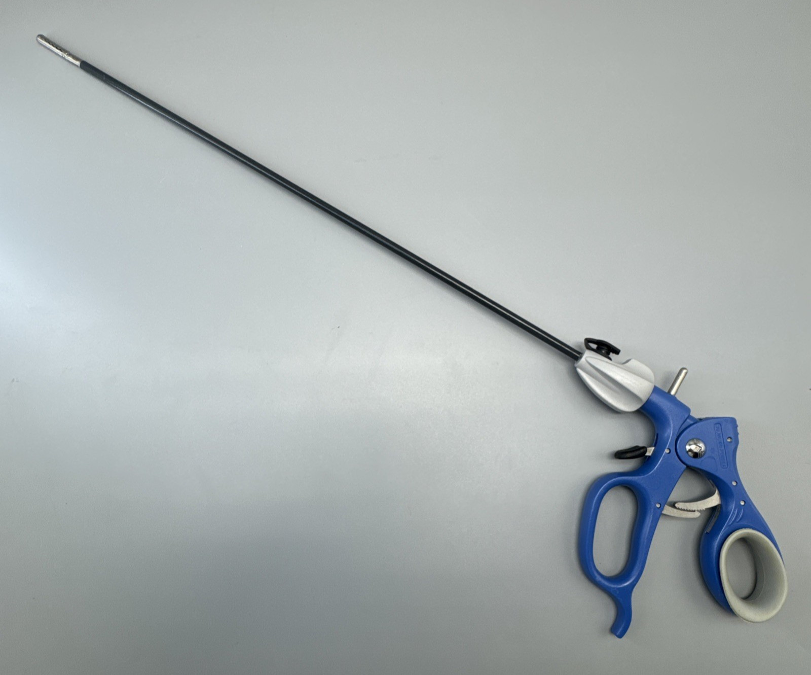 Snowden Pencer 90-6384 Wave Double Action Graspers 5mm Jaw 36cm Long