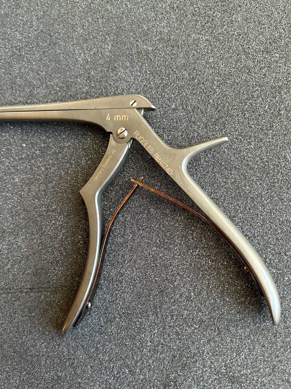 Ruggles RB4872D Hingeless Stealth Kerrison Rongeur curved 40° up 8”