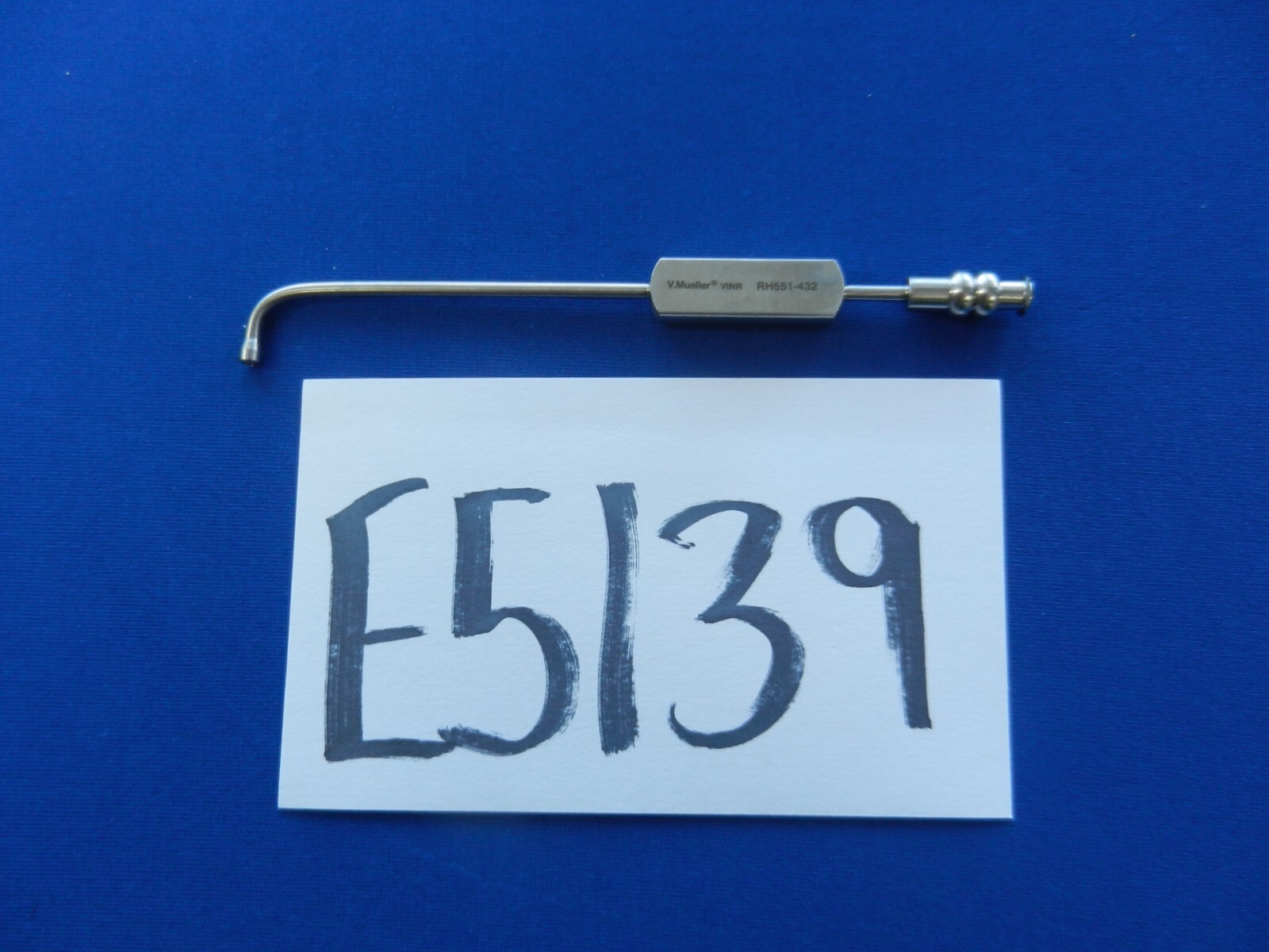 E5139 V. Mueller RH551-432 Non Vented 4.0mm Suction Tube Handle