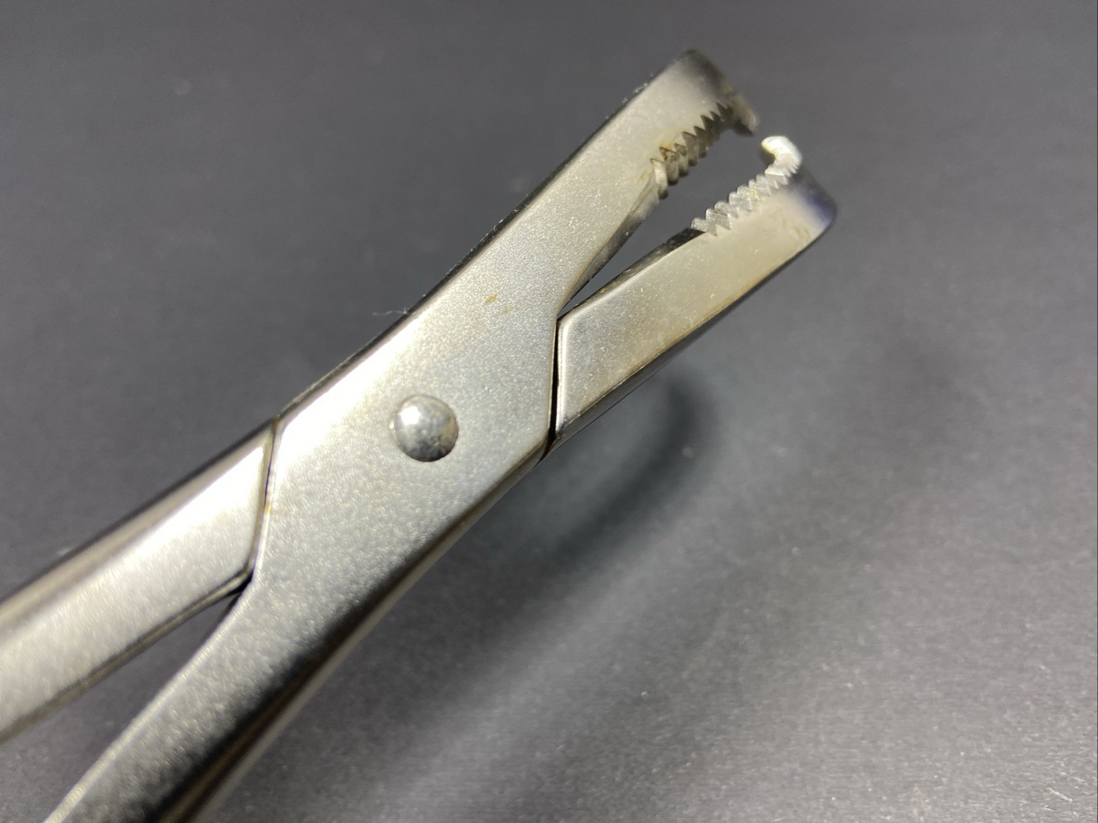 399.05 Reposition Forceps Curved Speed Lock