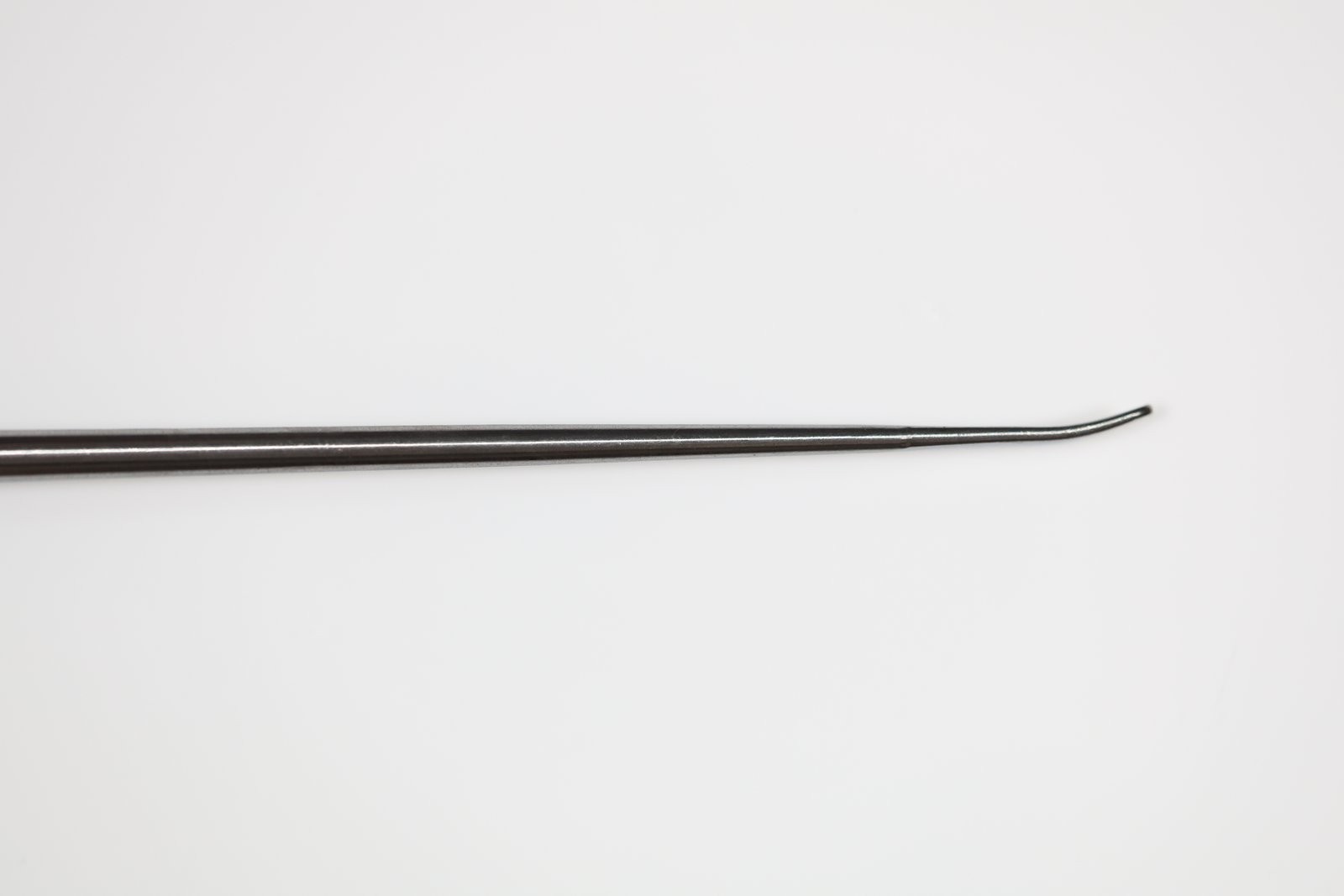 Codman 65-1018 #4 Penfield Dissector, Curved, Light, 2.5mm Wide Blade, 8in