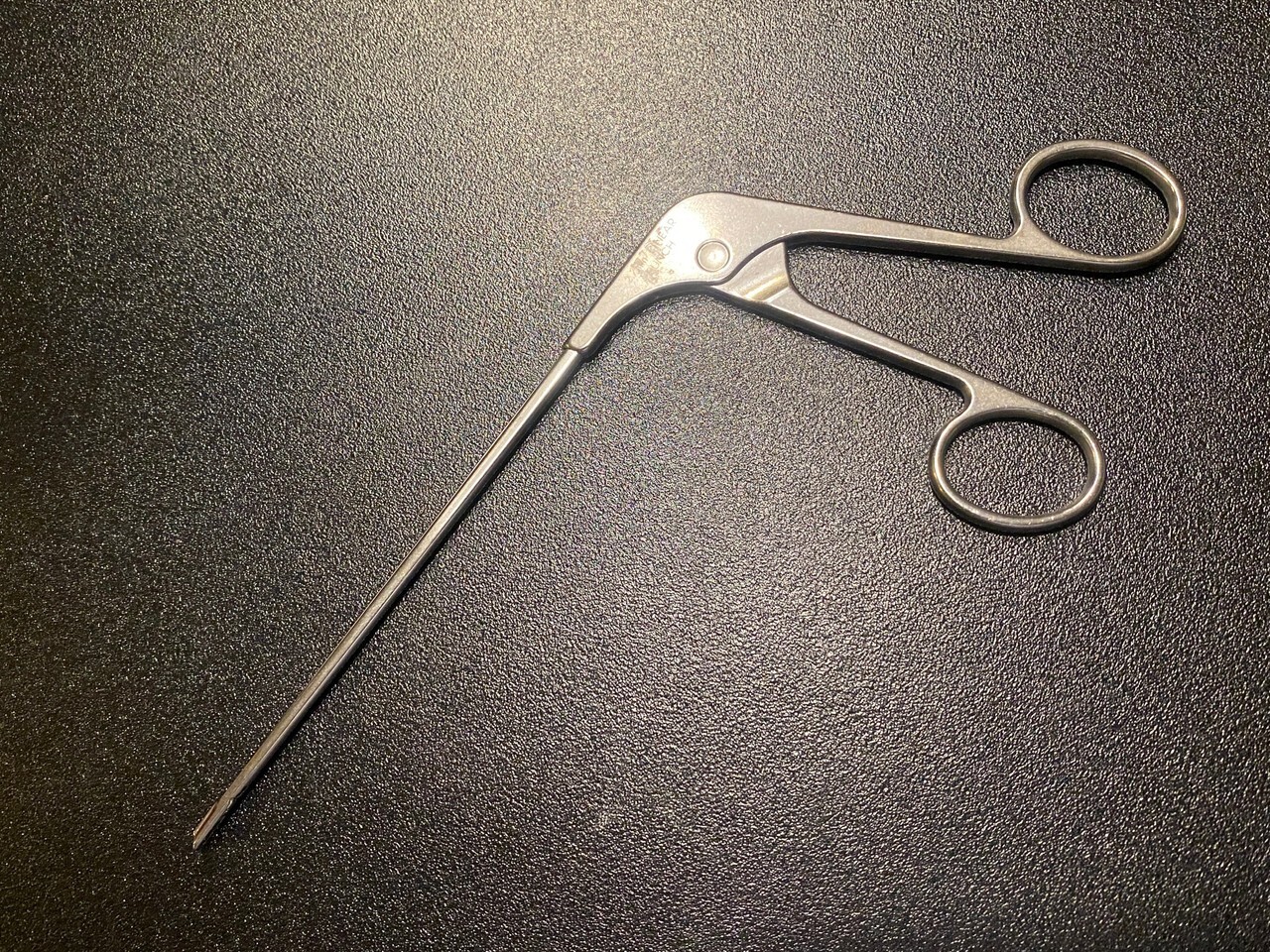 Acufex 012011 Arthroscopic Straight Basket Punch, 2.7mm