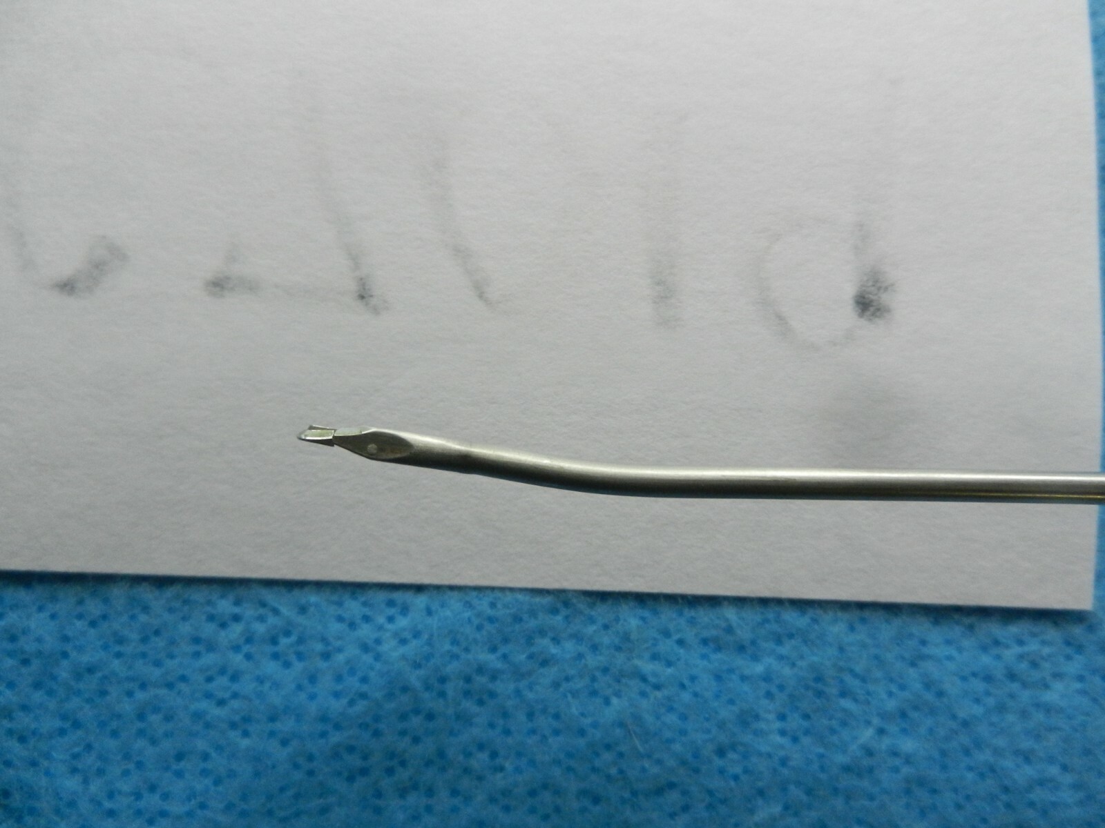 Arthrex Surgical Orthopedic 2.75mm 15 Deg Up Punch Forceps AR-11260