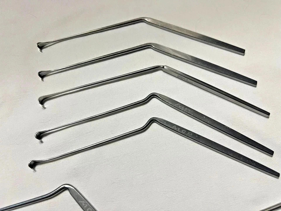 Set Of 13 V.Mueller Boss Ruggles Codman Weck Symmetry Nerve Root Retractors
