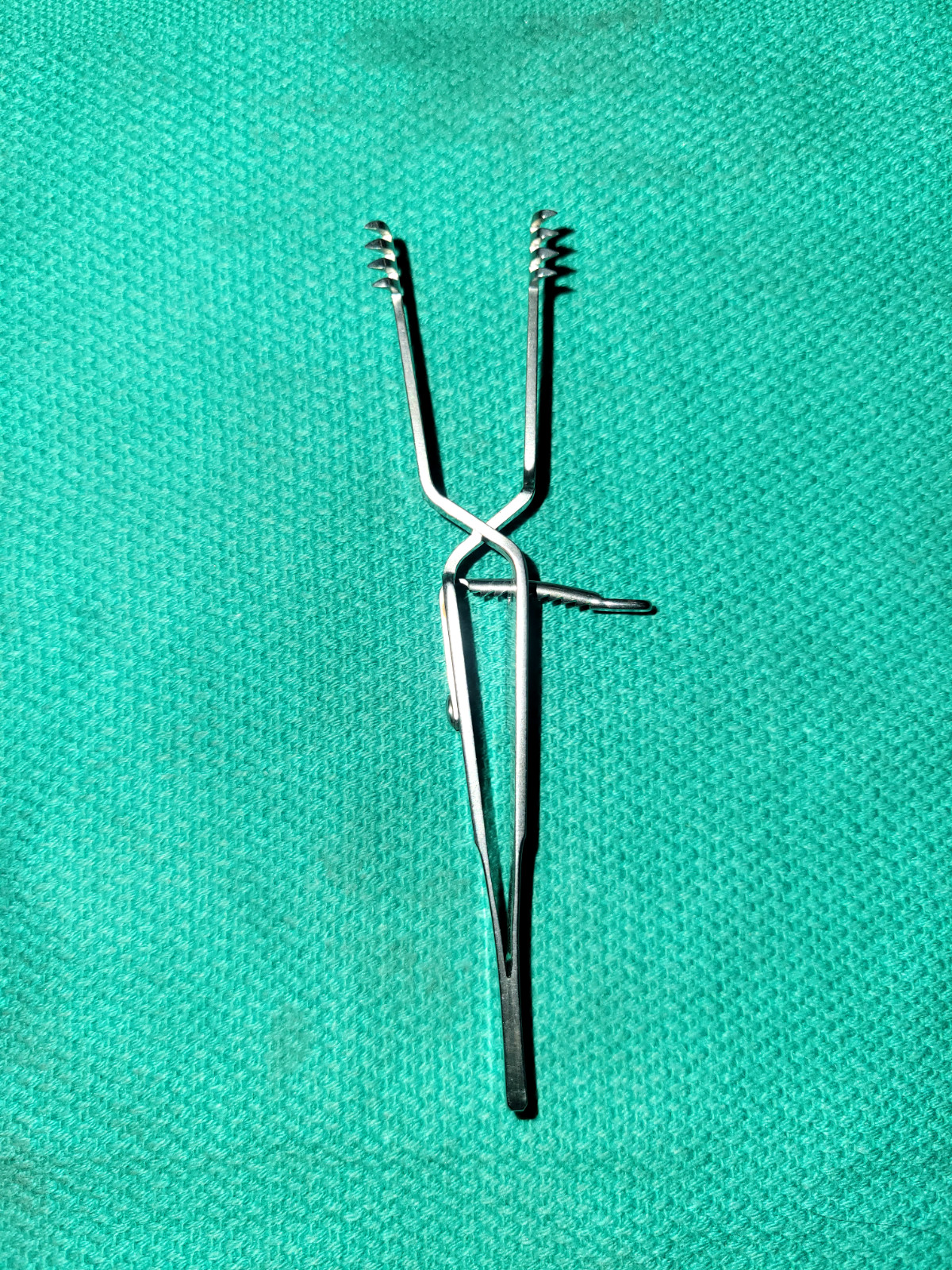 Jarit 205-110 Heiss 1″ Spread Sharp Automatic Retractor