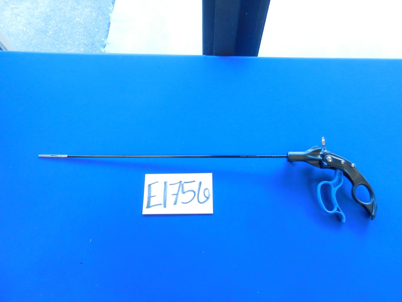 E1756 **NEW** Symmetry Surgical 5.0mm x 45cm Hunter Grasper Forceps VG-1093Q-45