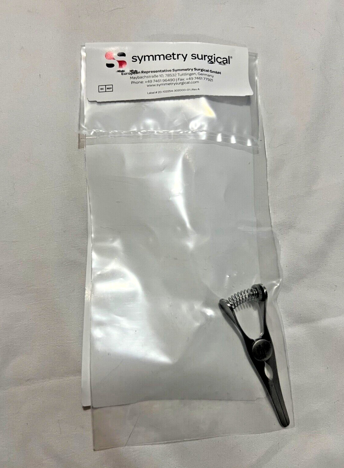 Symmetry Surgical 37-1051 Glover Straight Bulldog Clamp 27mm Jaw X 3-1/8″ Length