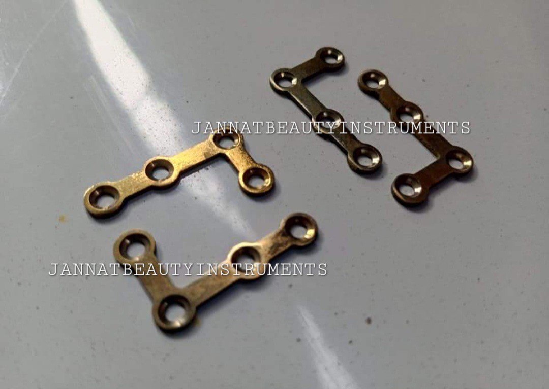 CMF Maxillofacial Titanium Reconstruction Locking Plate 1.5mm 28pc & Screws 40pc