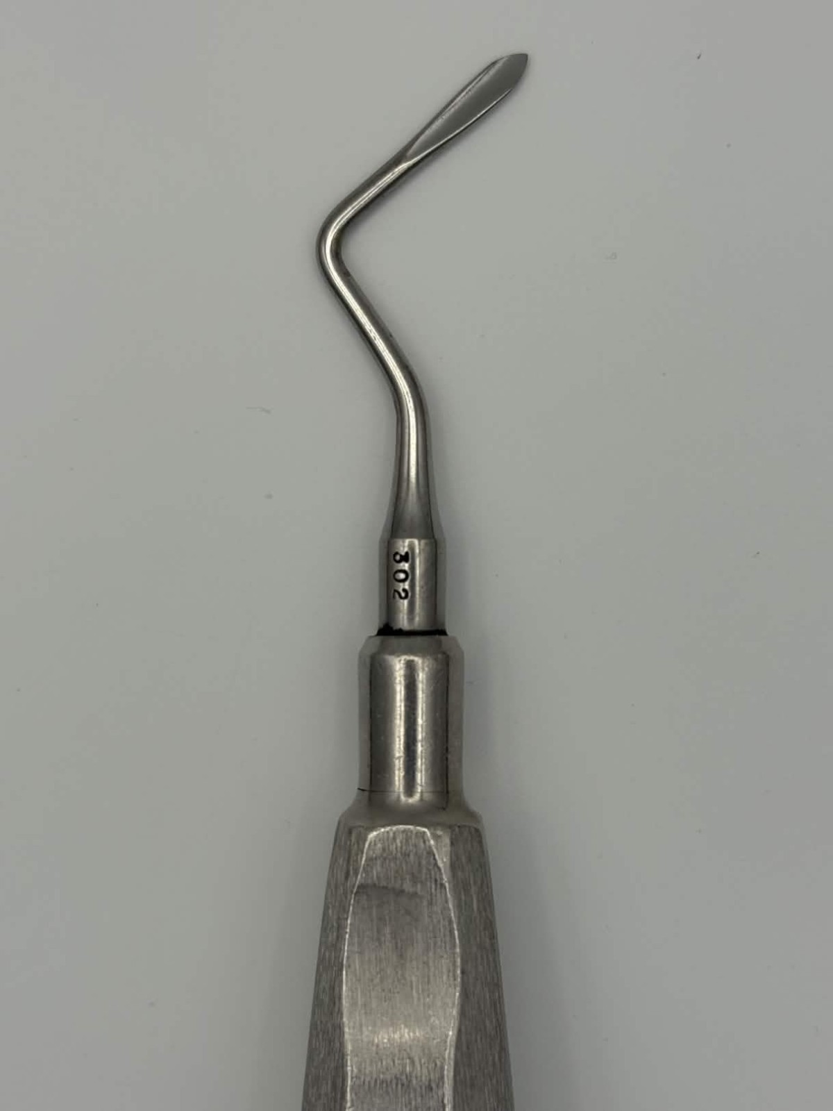 Henry Schein Apical #302 Elevator REF 100-5293