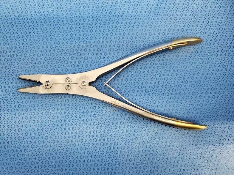 German Stainless Double Action 7″ Flat Nose TC Wire Twisting Pulling Forcep