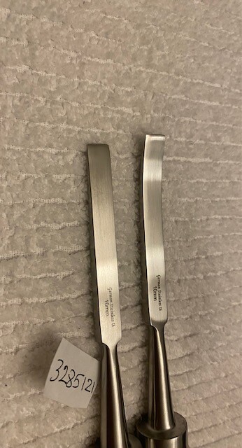 2 PCS COBB OSTEOTOME 11″ STRAIGHT AND CURVED 10MM