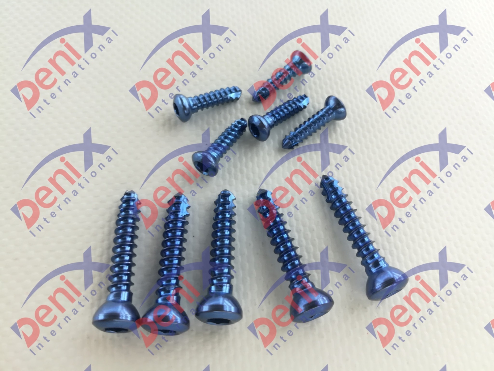 Cortical screws 4.5mm -Self Tapping Titanium 210 Pcs Orthopedic full set
