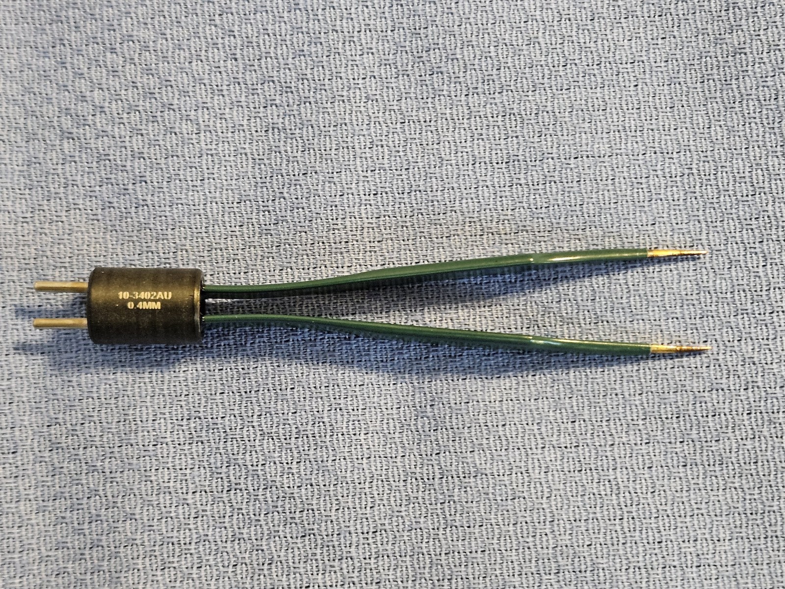 KIRWAN 10-3402AU Jewelers Bipolar Forceps, 0.4mm Tips, 4″