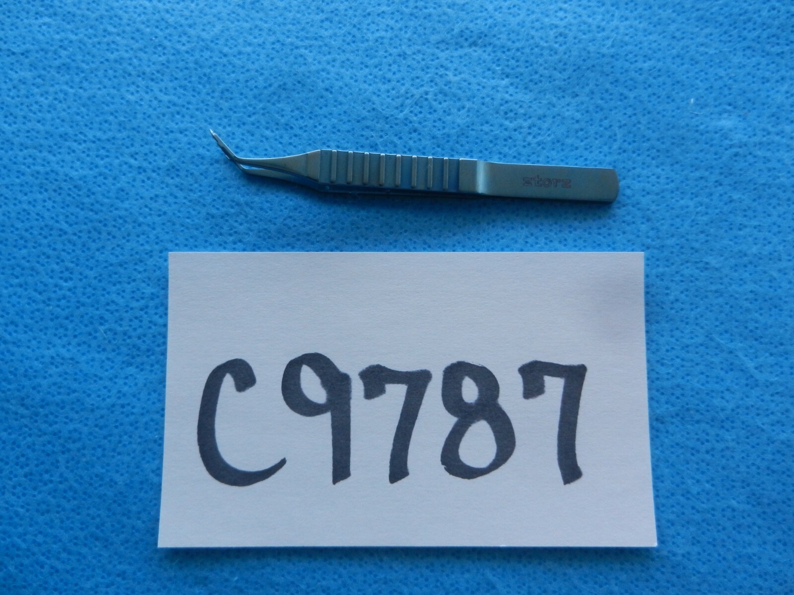 Storz Surgical Ophthalmic 4-1/4in (108mm) Titanium Lens Folder/ Holder ET2907