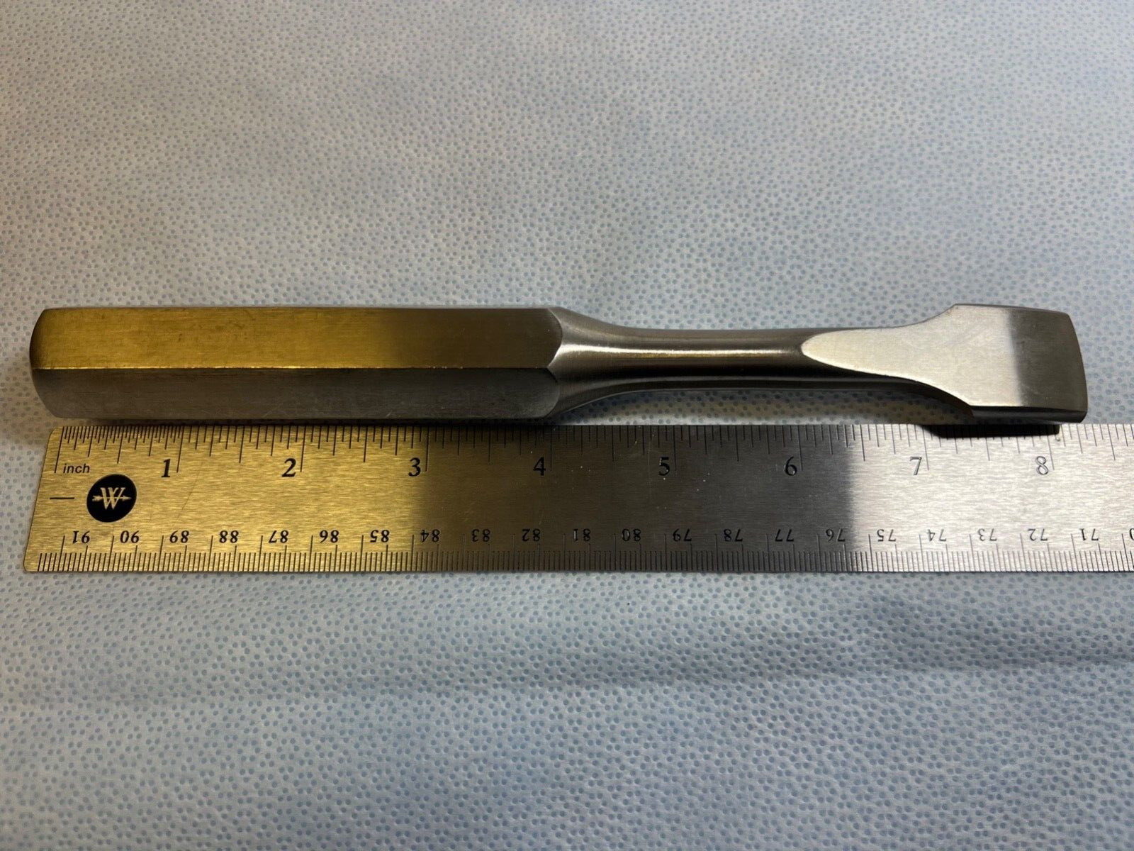 V. Mueller OS1079-007 Periosteal Elevator 8-1/4″ Length X 25.4mm Wide