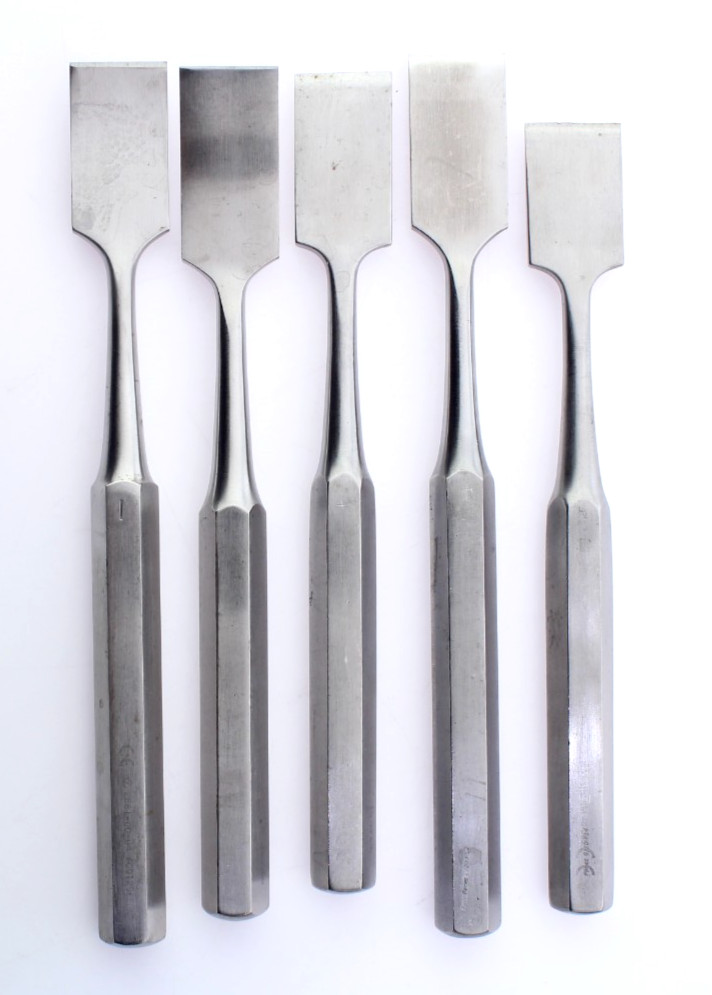LOT of 5 / Surgical Orthopedic 1.0″ Chisels Osteotomes Straight & Curved
